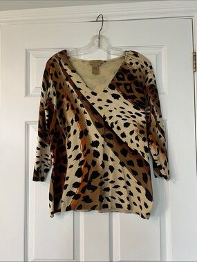 Peck & Peck Animal Print V-Neck Sweater in Beige, Brown & Black